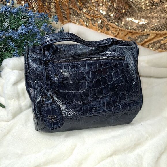 NWOT Alice + Olivia distressed Leather Bag EXCELLENT QUALITY - Picture 4 of 16